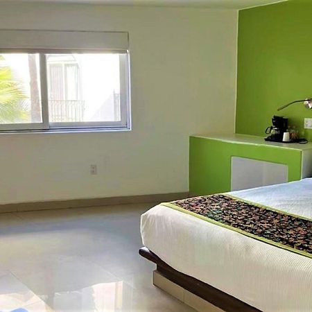 Seven Crown Express & Suites By Kavia Cabo San Lucas Ngoại thất bức ảnh