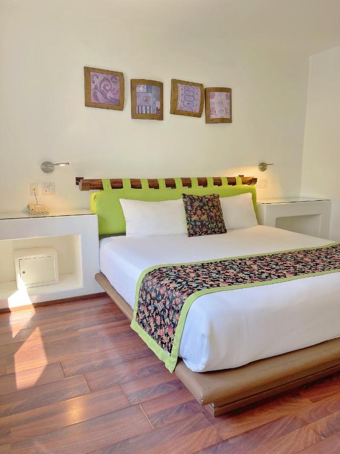 Seven Crown Express & Suites By Kavia Cabo San Lucas Ngoại thất bức ảnh