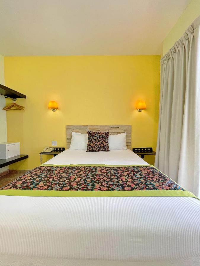 Seven Crown Express & Suites By Kavia Cabo San Lucas Ngoại thất bức ảnh
