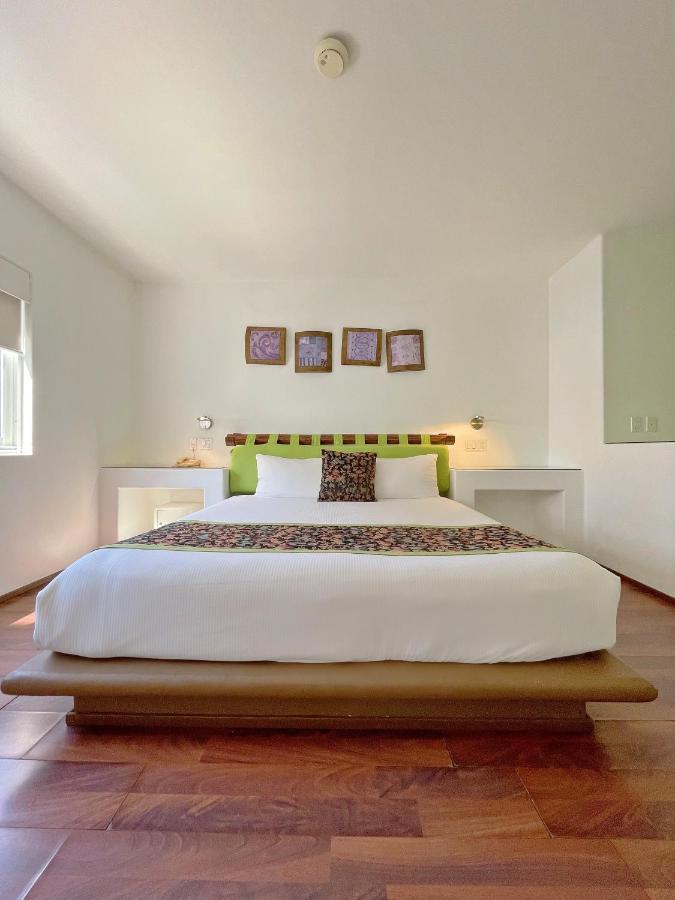 Seven Crown Express & Suites By Kavia Cabo San Lucas Ngoại thất bức ảnh
