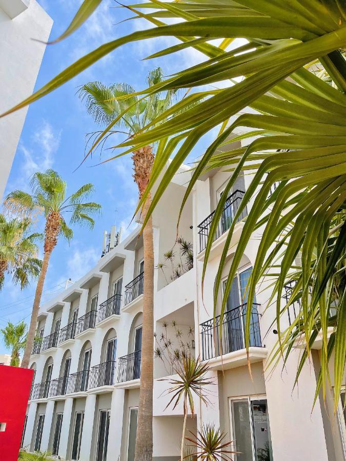 Seven Crown Express & Suites By Kavia Cabo San Lucas Ngoại thất bức ảnh