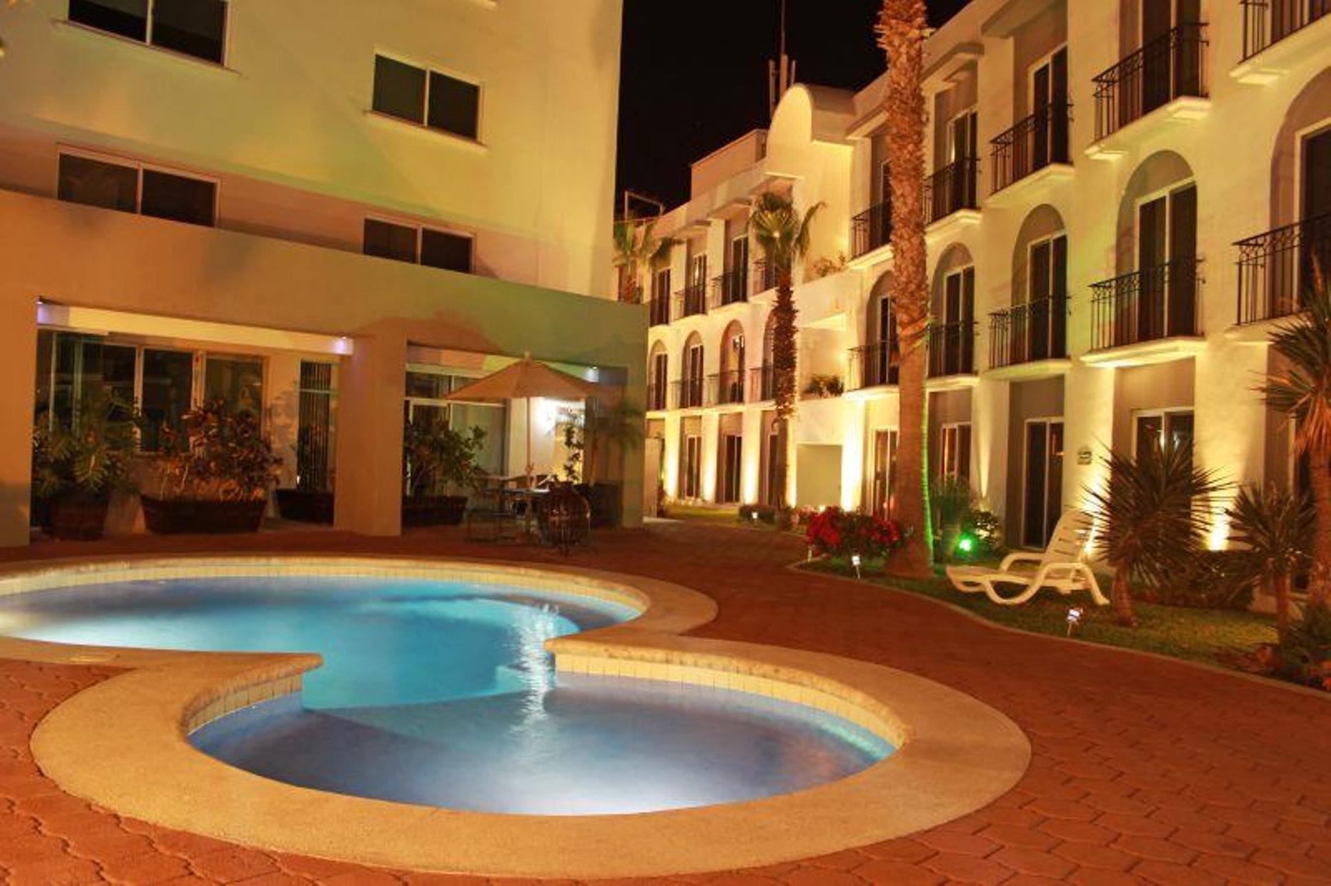 Seven Crown Express & Suites By Kavia Cabo San Lucas Ngoại thất bức ảnh