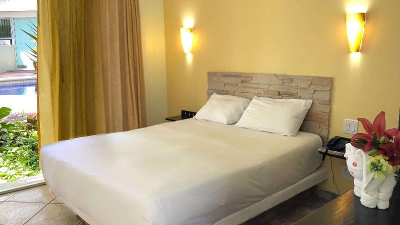 Seven Crown Express & Suites By Kavia Cabo San Lucas Ngoại thất bức ảnh